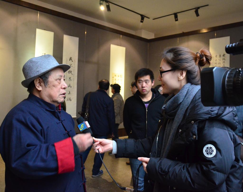 12、柴建国先生接受临汾电视台采访